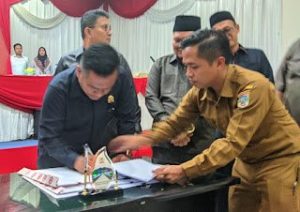 DPRD Muratara Gelar Rapat Paripurna Penandatanganan Nota Kesepakatan