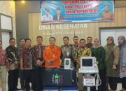 Pj Bupati Sarolangun Serahkan 632 Paket Alat Pendeteksi Stunting