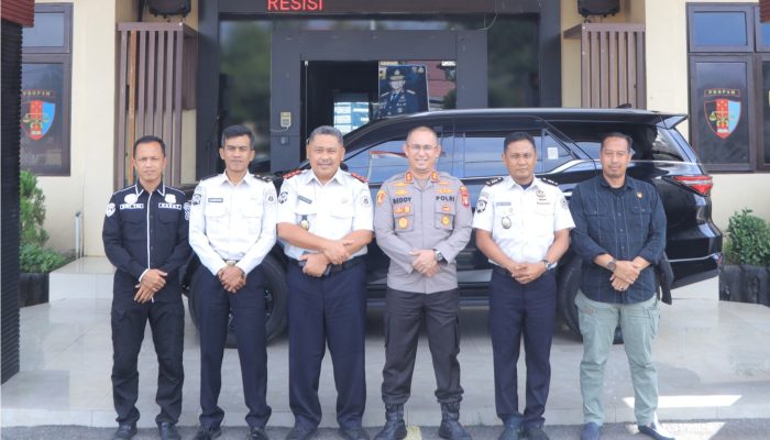 KEPALA BAPAS KOTIM KUNJUNGI POLRES SERUYAN